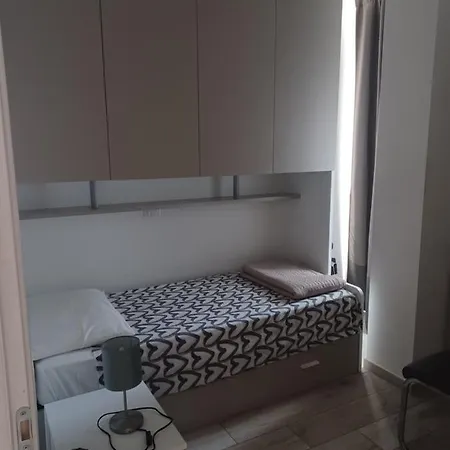 Residenza Sul Mare * 西维尔诺瓦·马尔凯