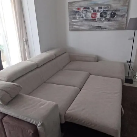Residenza Sul Mare 西维尔诺瓦·马尔凯