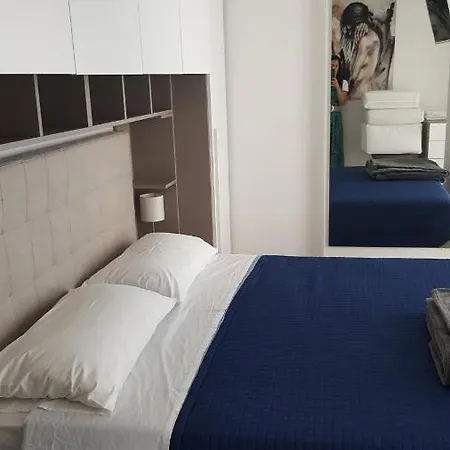 Residenza Sul Mare 西维尔诺瓦·马尔凯